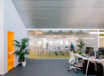 װƿռˢ³ɹ͹˾İ칫ռ䡪SIDERAL