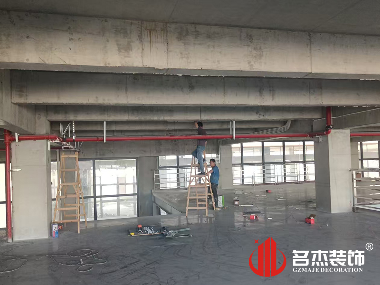 ����ΰ�¹ٷ���վװ����ƹ�˾ͼ��